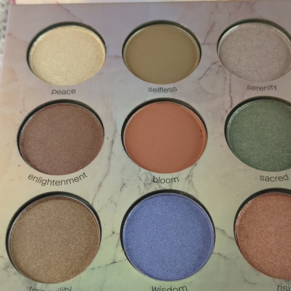 OFRA LOTUS Eyeshadow Palette, 12-1.5g pans